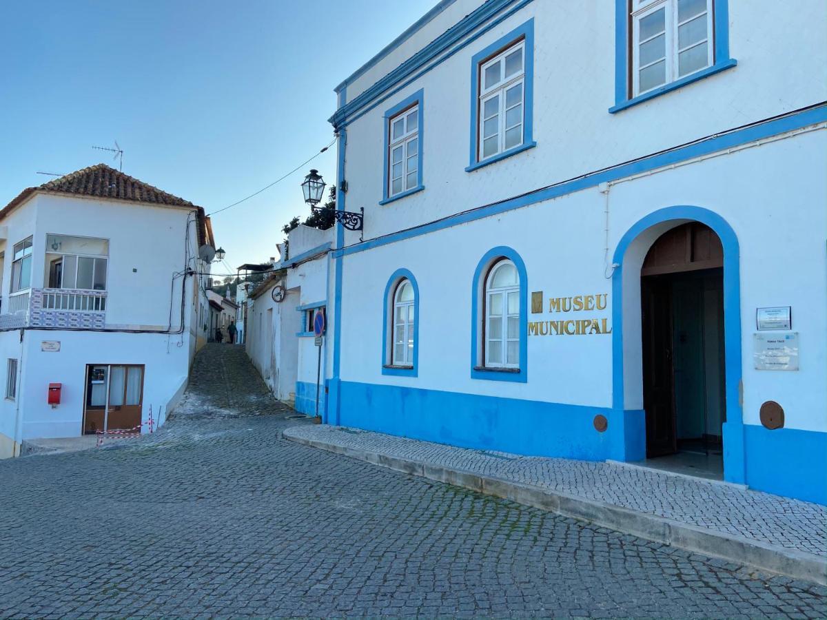 Casa Barbara - No Centro Historico De Aljezur Villa Exterior photo